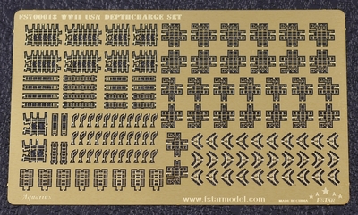 FS700018 1/700 WWII USN Depth Charge set